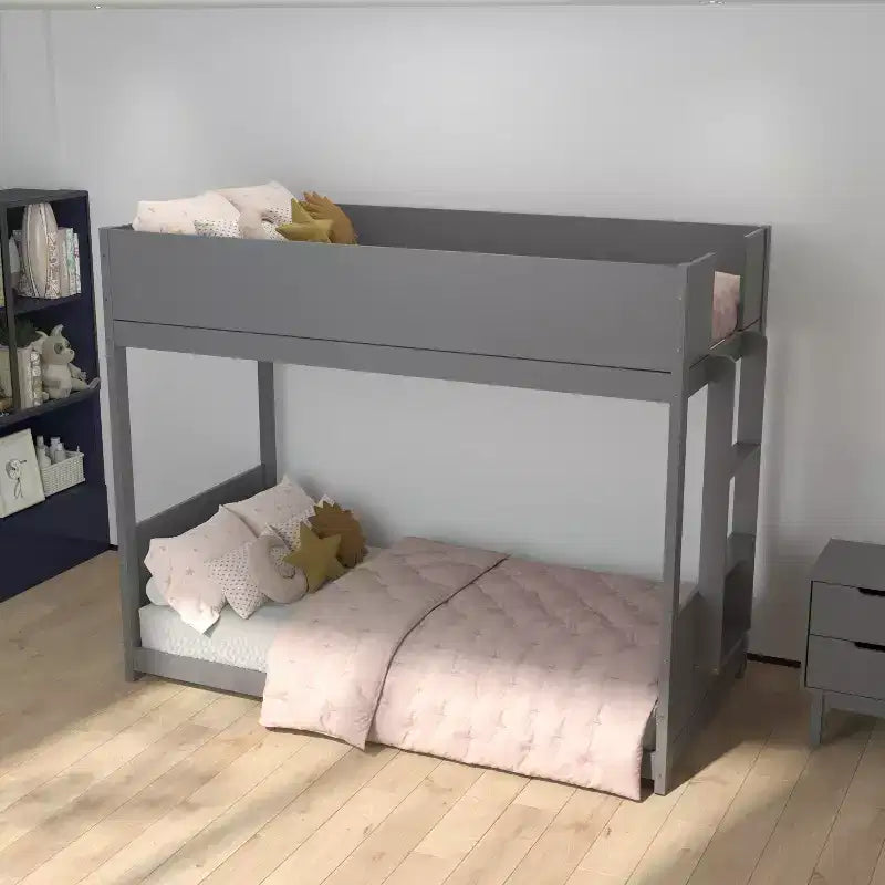 Letto a castello per bambini convertibile, struttura in legno massello e scaletta facile da salire senza bisogno di rete a molle