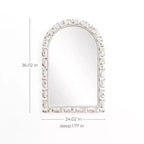 Specchio da parete LuxenHome, rettangolare, ad arco, invecchiato, bianco, alto 91 cm, decorativo e da toeletta