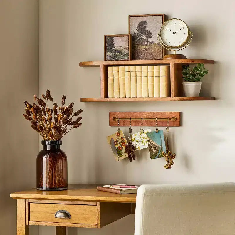 Binario a muro in ottone e legno con clip - Hearth & Hand™ con Magnolia